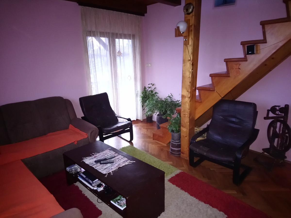 Guest House Little Heaven อูชิเซ ภายนอก รูปภาพ