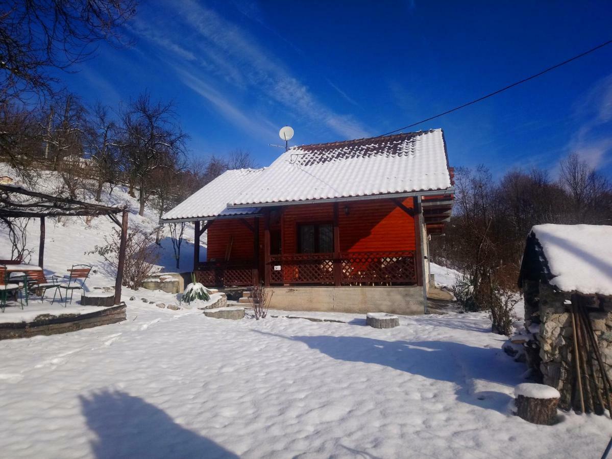 Guest House Little Heaven อูชิเซ ภายนอก รูปภาพ