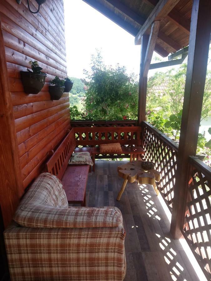 Guest House Little Heaven อูชิเซ ภายนอก รูปภาพ